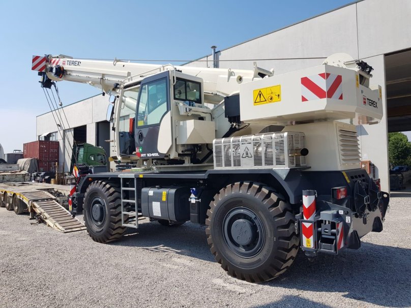 Terex RT 1045l