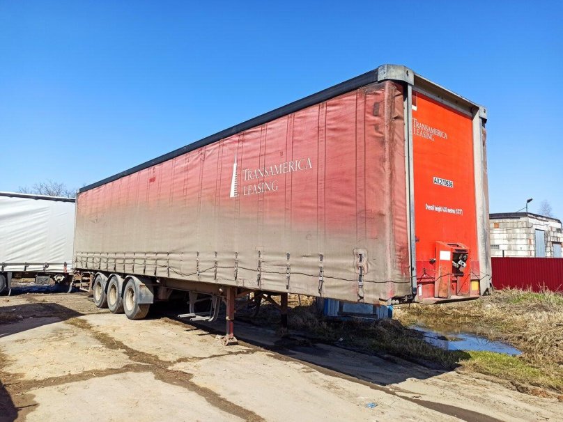 Montracon semi-trailer