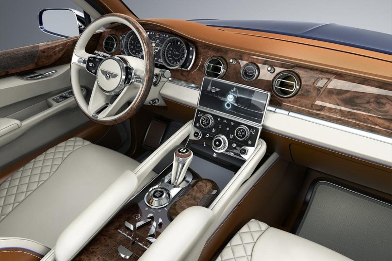 Bentley Exp 9 f interior