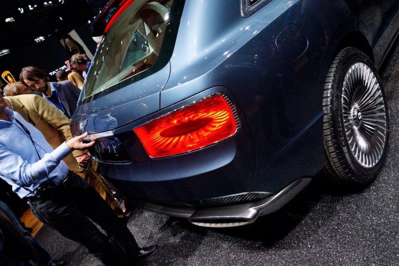 Bentley crossover tail lights