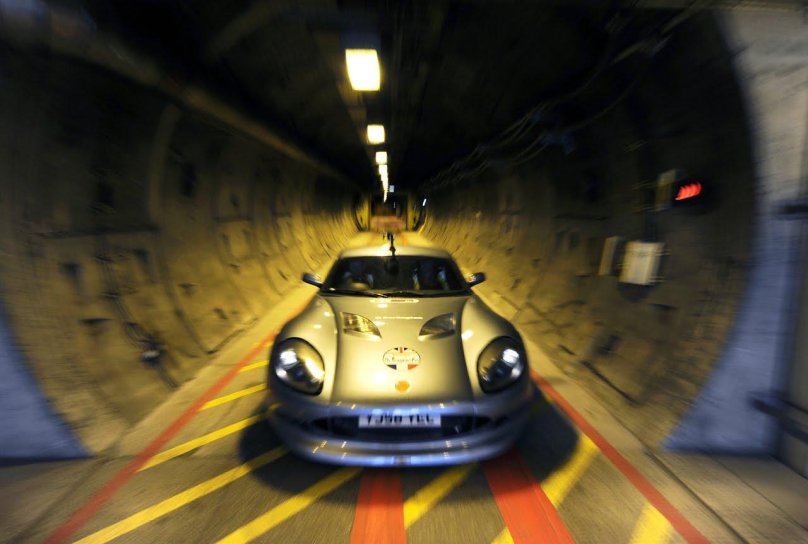 English channel tunnel
