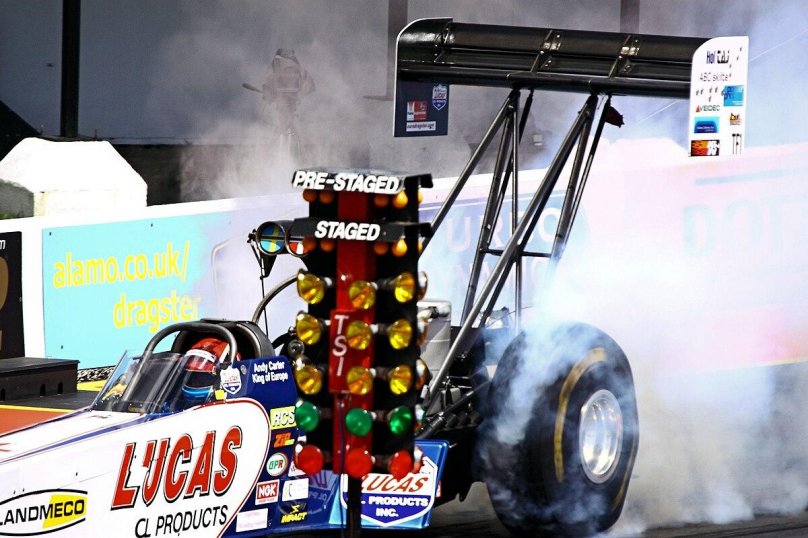 Top fuel vertical