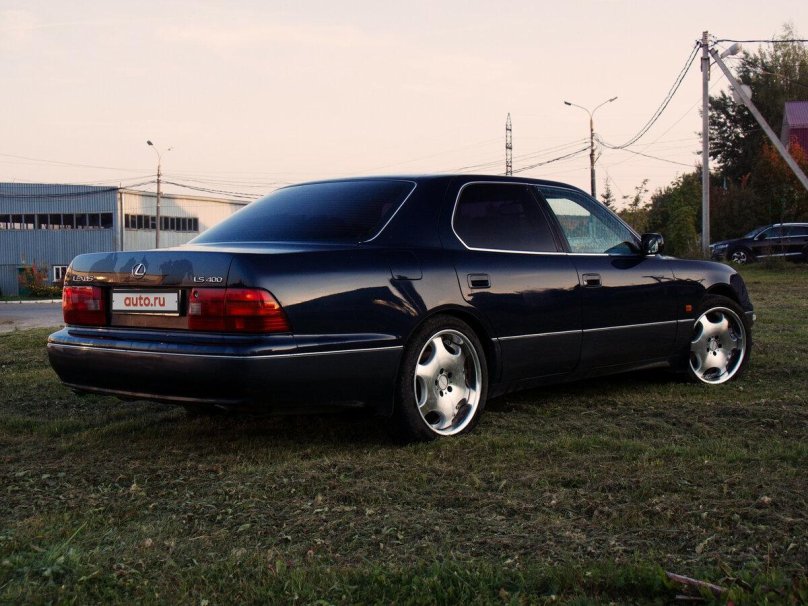 Lexus LS 1996