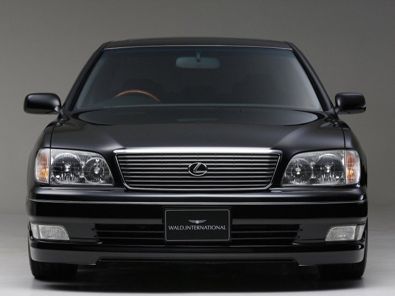 Lexus LS 400