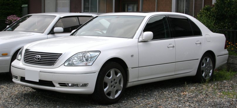 Toyota Celsior 2003