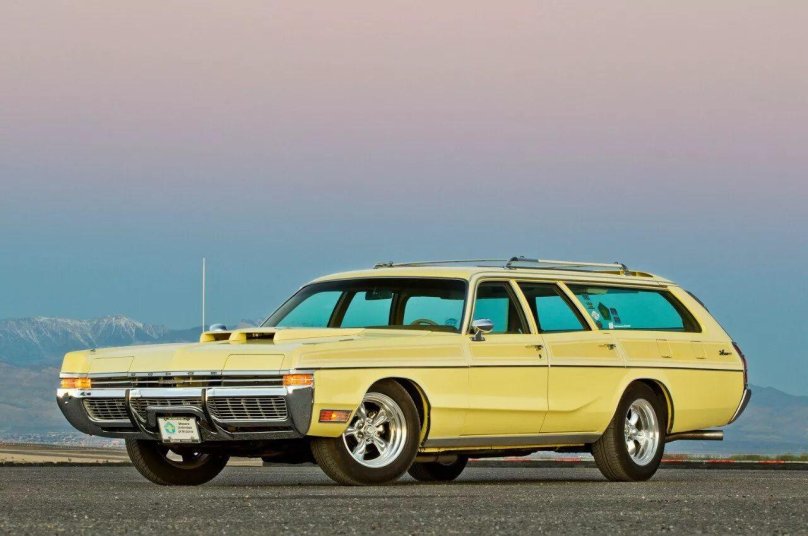 1972 Dodge Monaco Wagon
