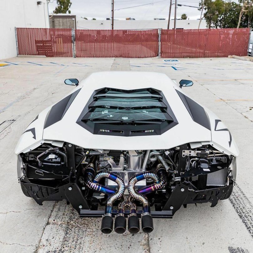 Lamborghini Aventador