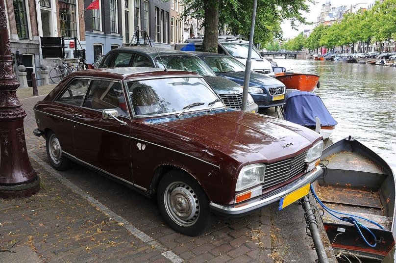Peugeot 304 coupe