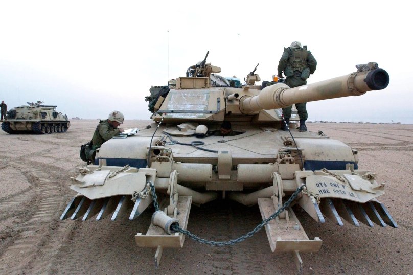 Abrams with mine trawl