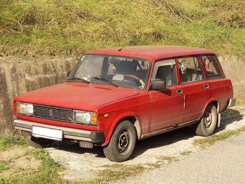 Lada 2104