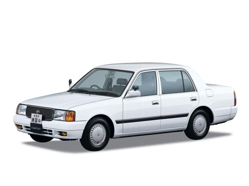 Toyota Crown Comfort s10