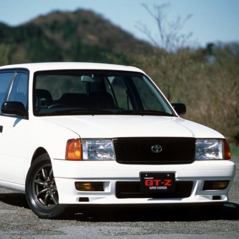 Toyota Crown Comfort 1995