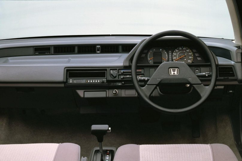 Honda Civic 1985 Interior