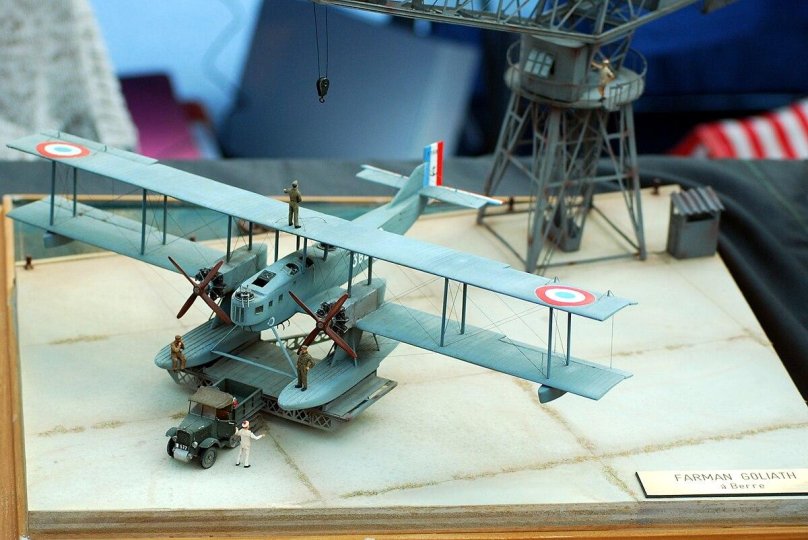 Самолет Голиаф