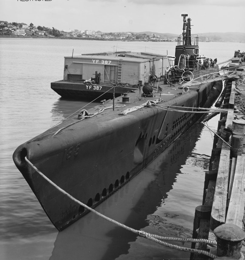 USS Bowfin (SS-287)