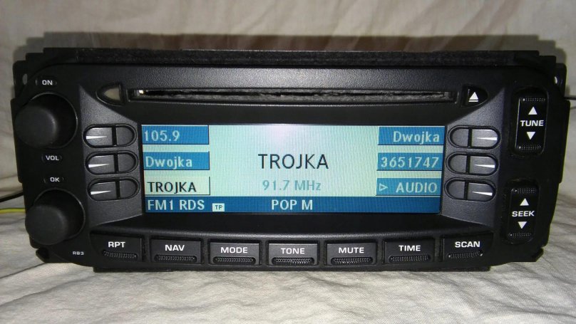 Магнитола rb3 Крайслер