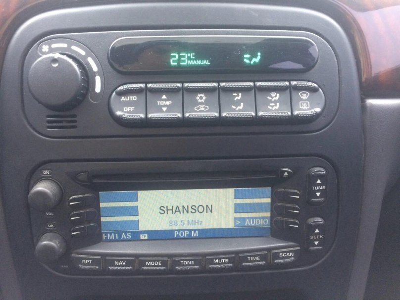 Магнитола Chrysler rb3