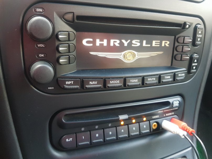 Магнитола rb3 Крайслер