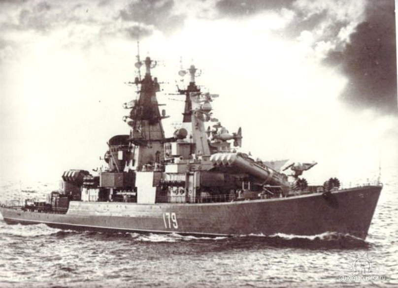 Крейсер Грозный