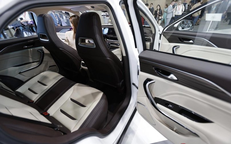 Лада кроссовер 2023