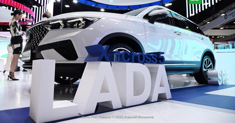 Lada x Cross 5 FAW
