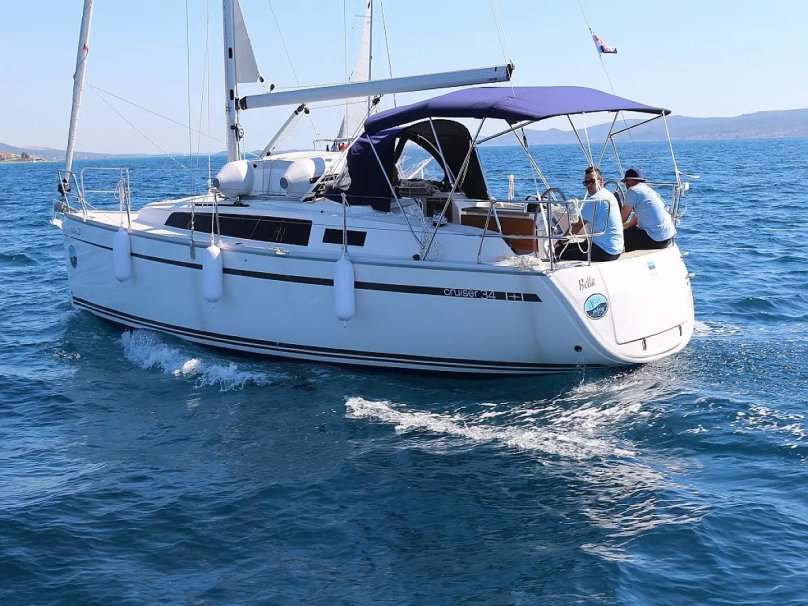 Парусная яхта Bavaria 34 Cruiser