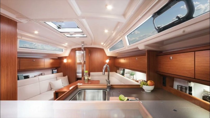 Яхта Бавария 34