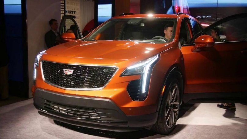 Кадиллак кроссовер xt4