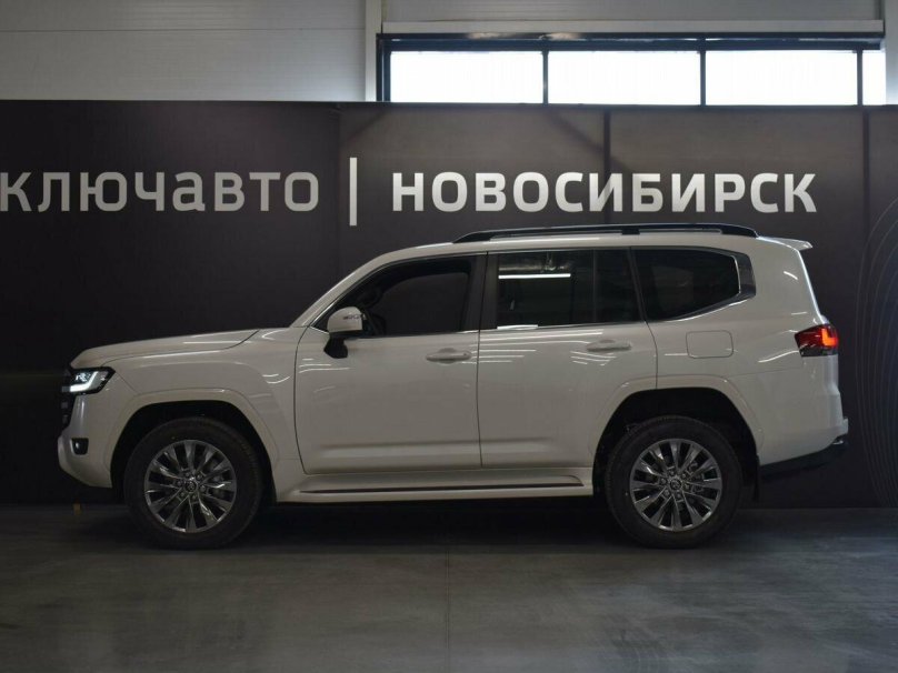 Land Cruiser 300 2023