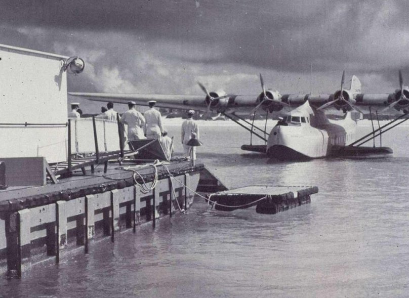 М-130 "Philippine Clipper