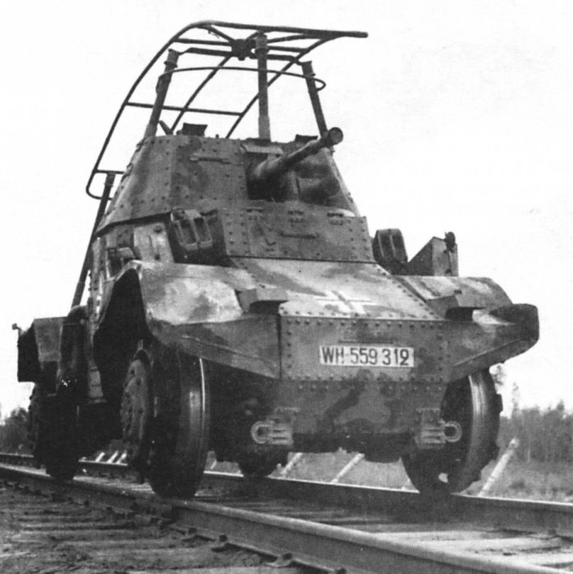 Панар 178 броневик