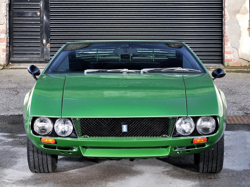 Автомобили де Томасо мангуста