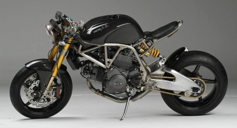 Дукати монстр кастом