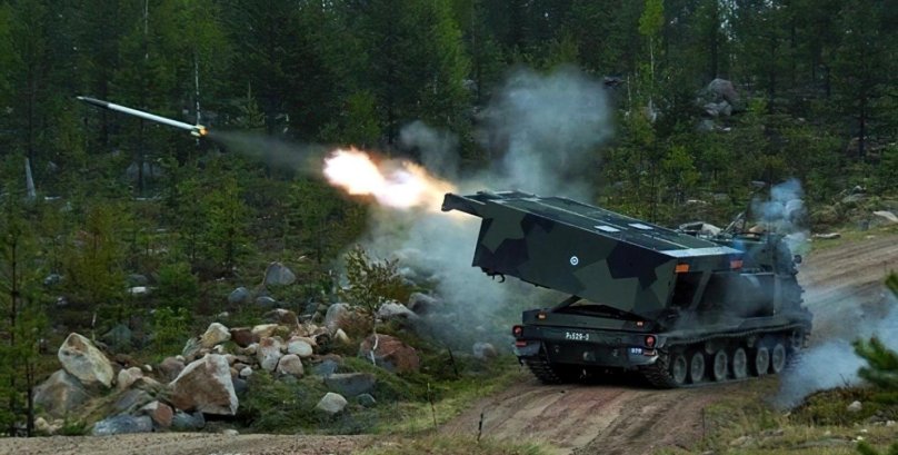 РСЗО США m270 MLRS