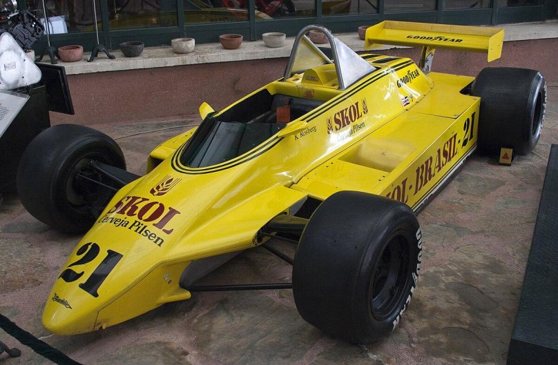 Эмерсон Фиттипальди Fittipaldi f8