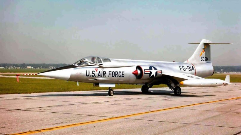 F-104s