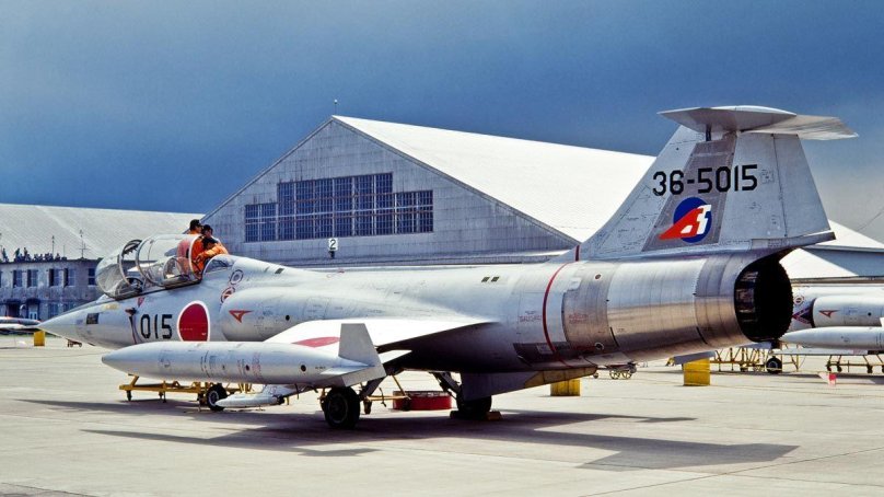 F-104j