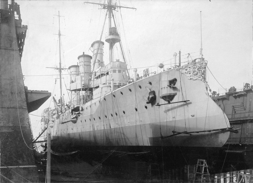 Leipzig крейсер