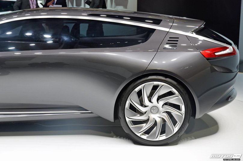 Субару Легаси универсал 2020