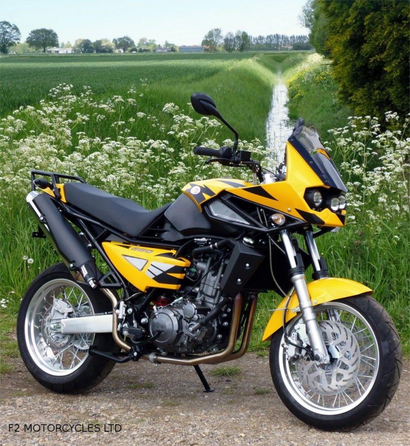 Мотоцикл Jawa 650 Dakar/Jawa 660 Sportard