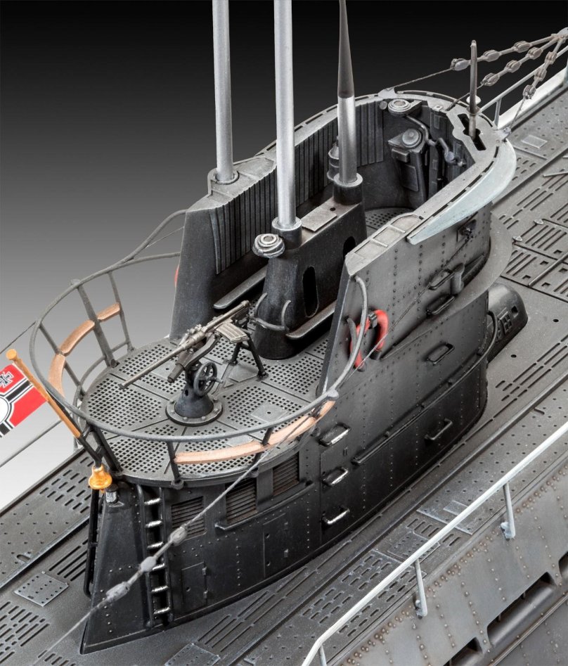 Revell 05166 German Submarine Type IX C u67/u154