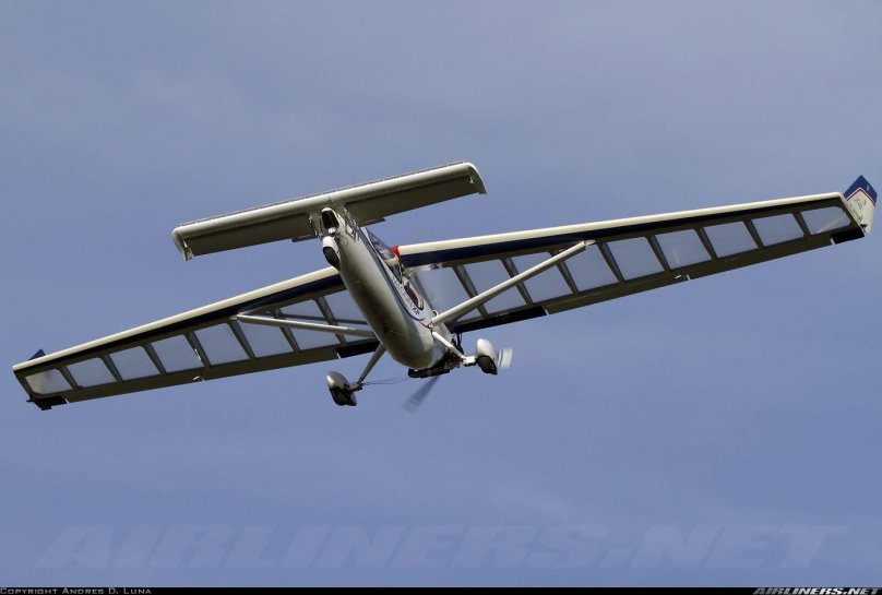 Самолет Falcon XP