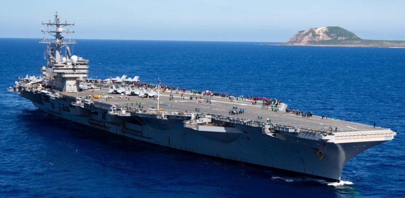 Рональд Рейган авианосец