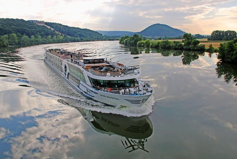 Теплоход Дунай