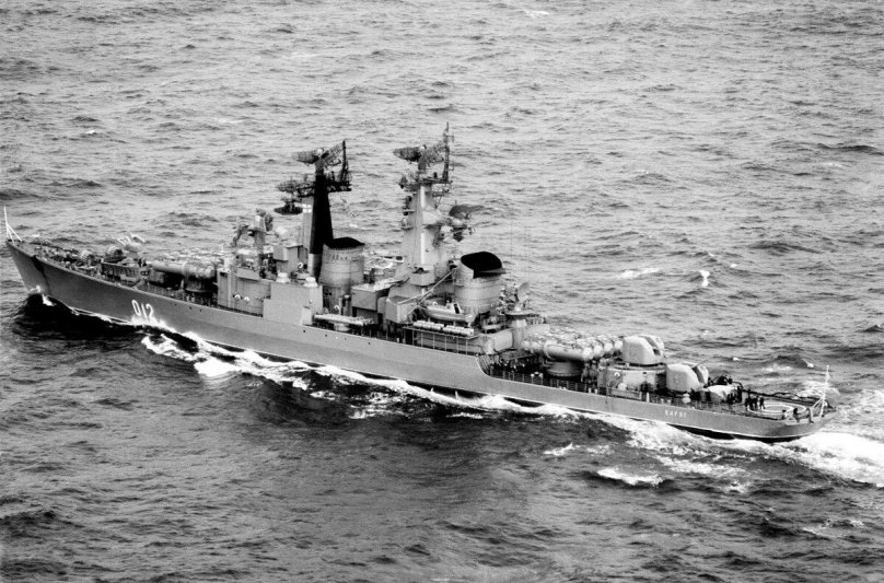 Ракетный крейсер Варяг проект 58