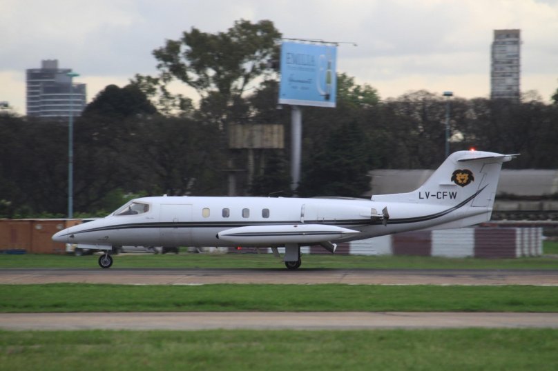 Learjet 24
