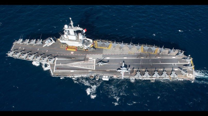 Авианосец Шарль де голь