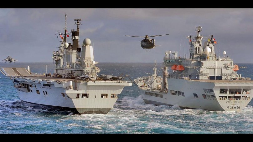 Авианосец Инвинсибл