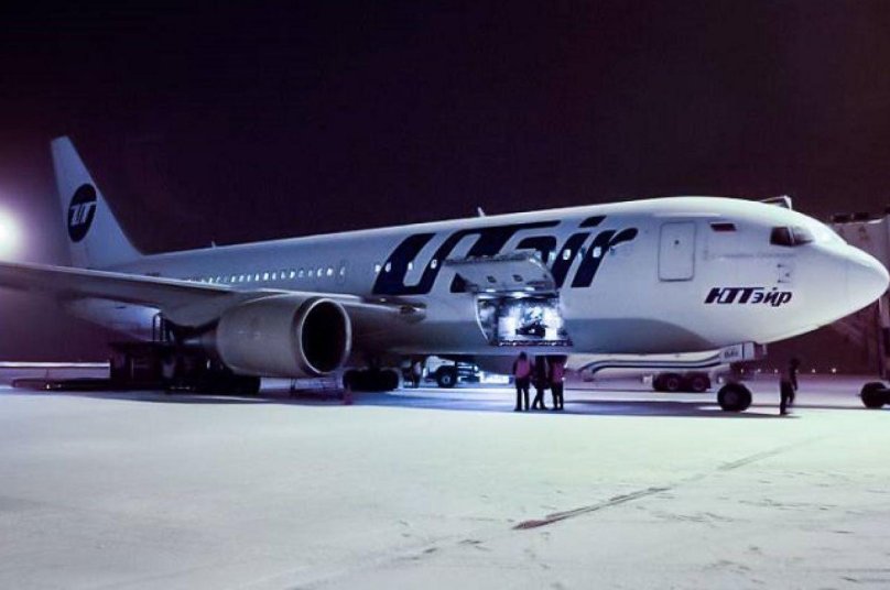 Боинг 767 ЮТЭЙР