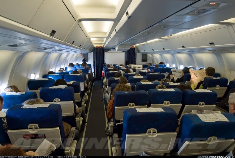 Боинг 767 ЮТЭЙР салон